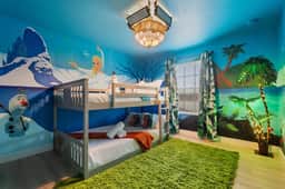 Pet-Friendly Lakeview Townhome w/ Pool, Themed - Image 3