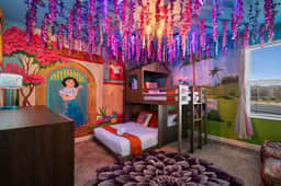 Theater & Pool Villa near Disney - Spa & BBQ - Image 3