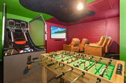 Luxury Villa Near Disney: Pool, Spa & Theater - Image 4