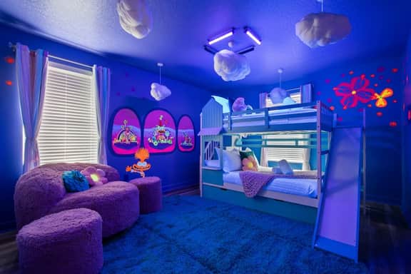 Star Wars Theater & Pool Paradise near Disney - Image 2