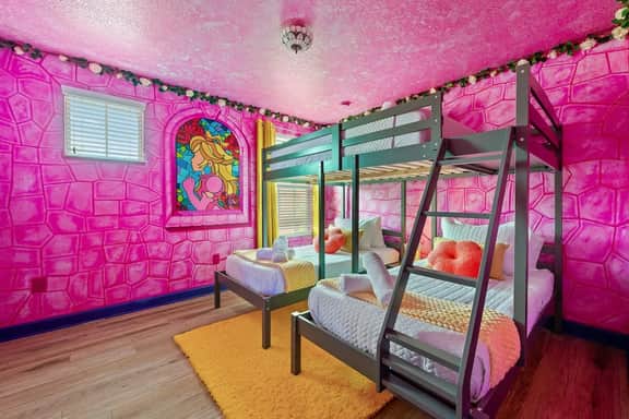 9 Miles to Disney: Themed Rooms, Pool & Theater - Image 5